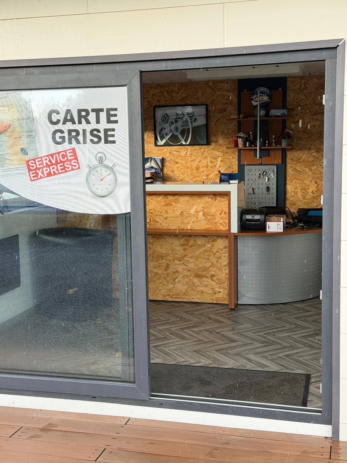Bureau carte grise service express Verse Auto